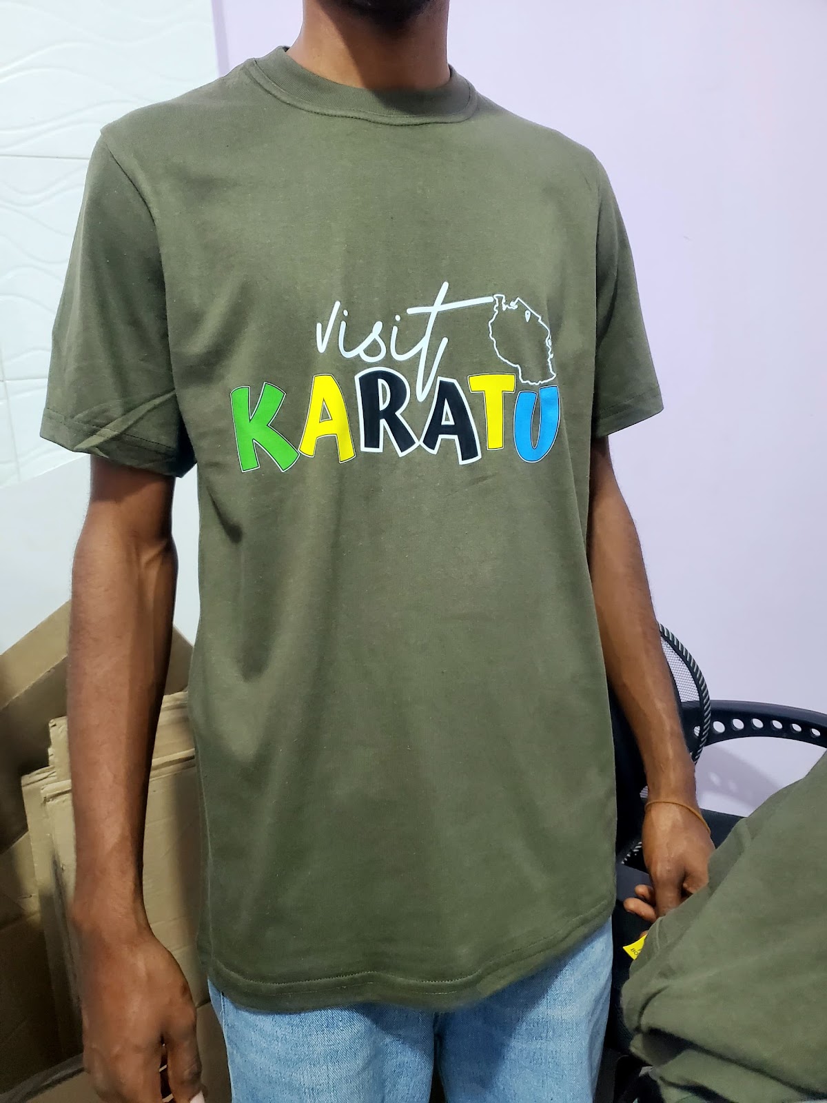 T-Shirt za Round na Form Six 8