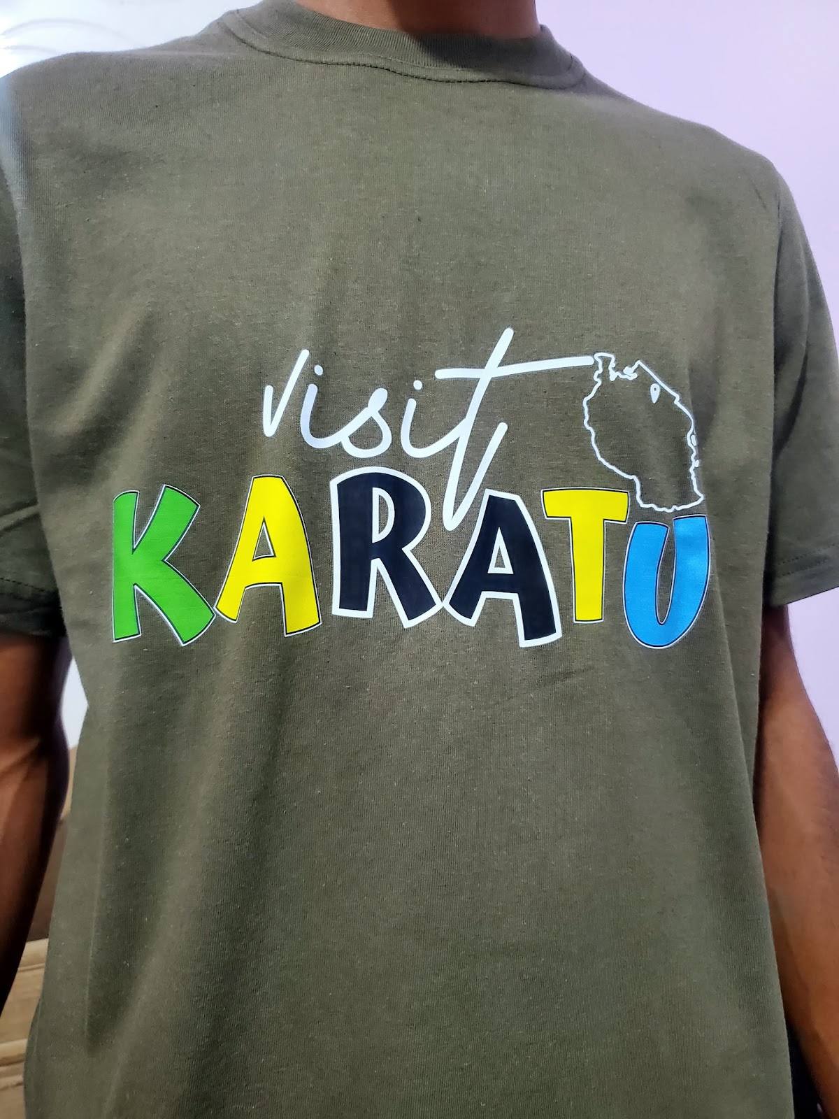T-Shirt za Round na Form Six 9
