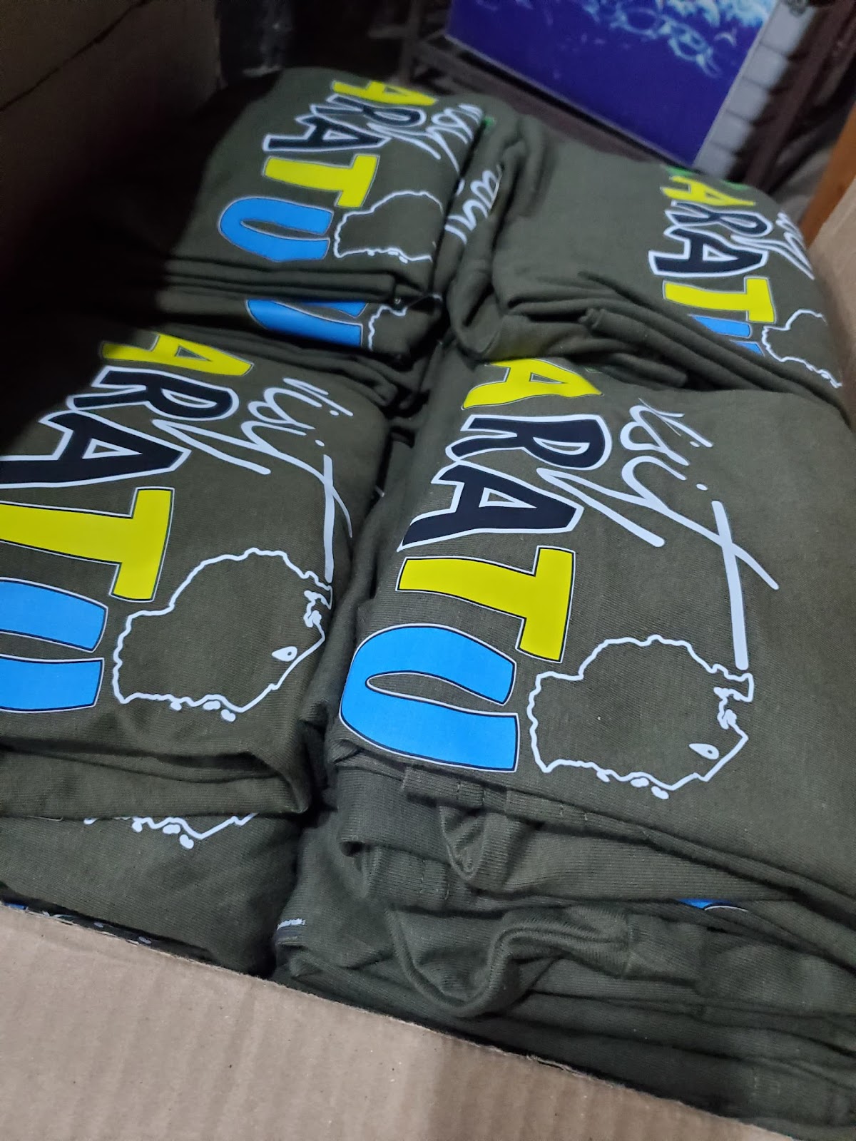 T-Shirt za Round na Form Six 10