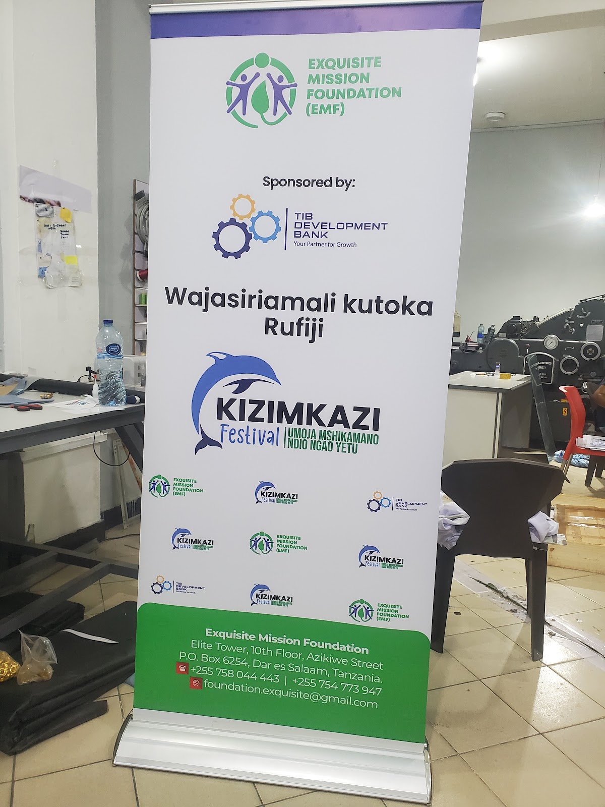 Roll Up Banner 3